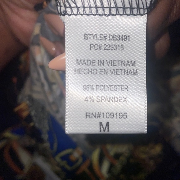 Dress - Picture 5 of 6